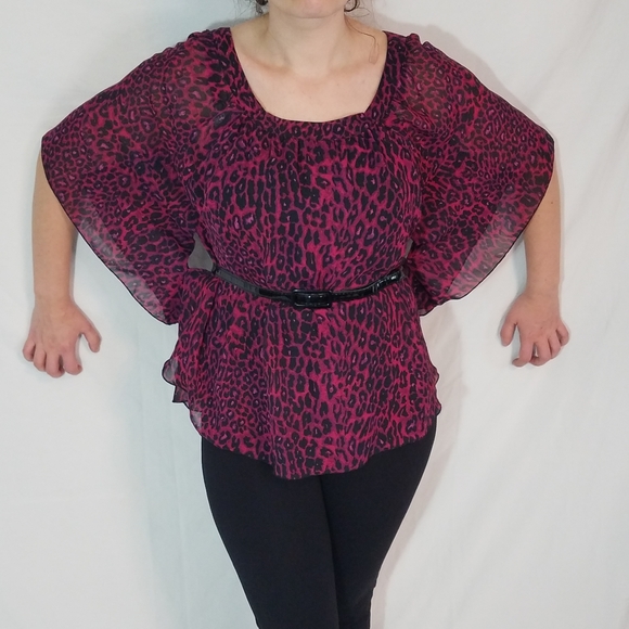 Woman's blouse leopard print!!! - Picture 3 of 11